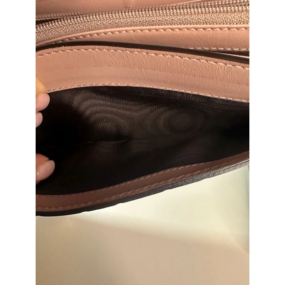 Women's Gucci Wallet Blush Pink - Picture 11 of 11